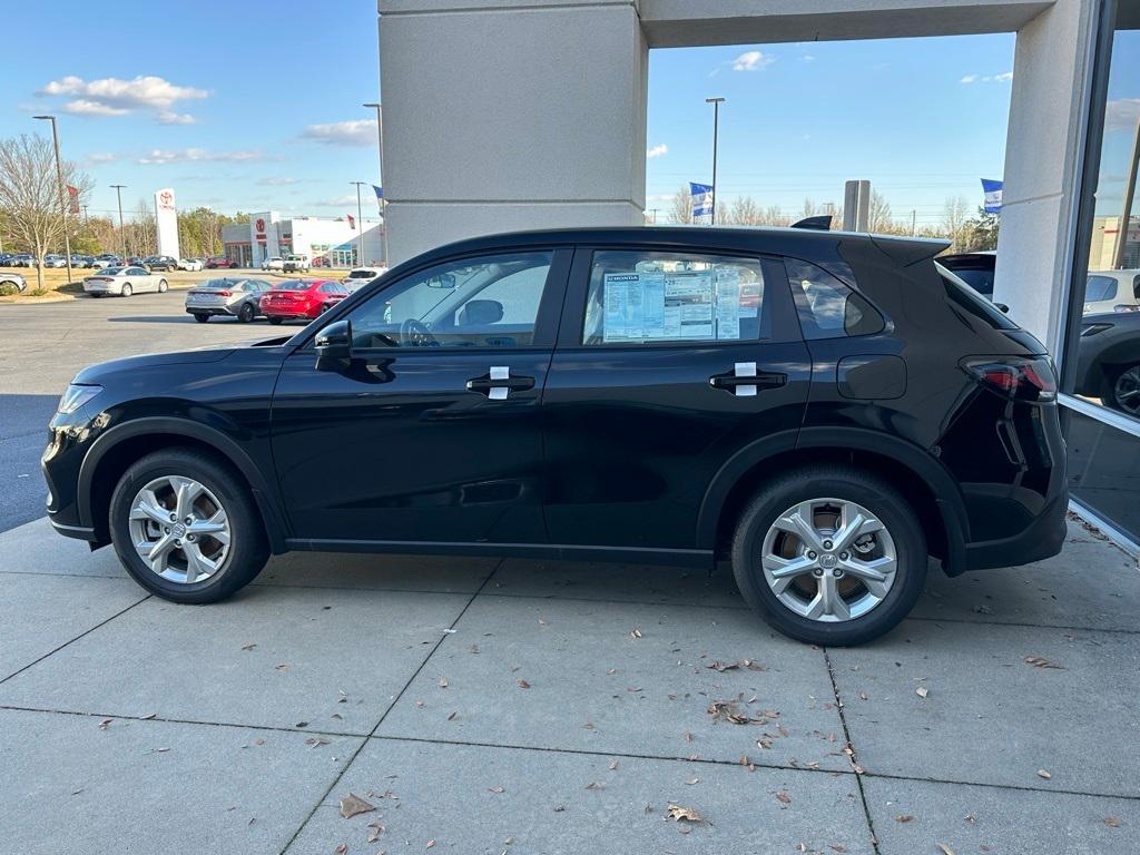 new 2025 Honda HR-V car, priced at $24,500