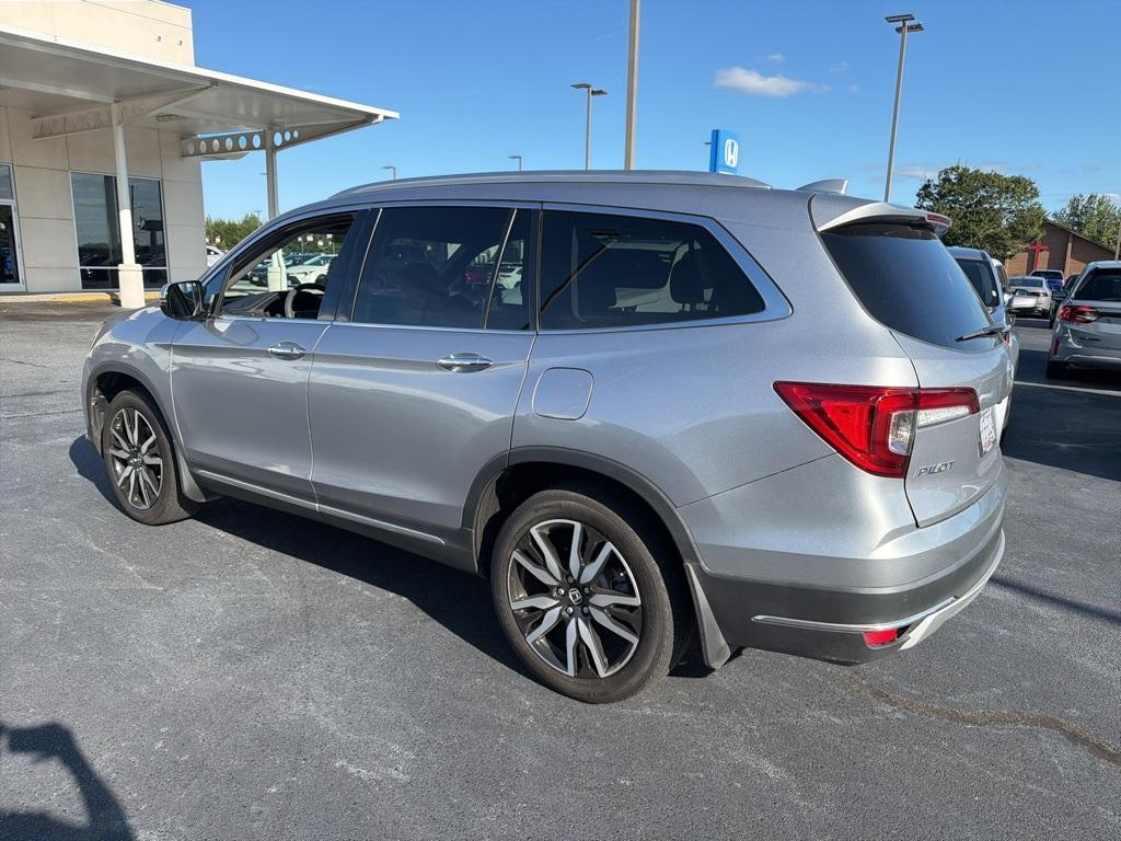 used 2022 Honda Pilot car, priced at $35,000