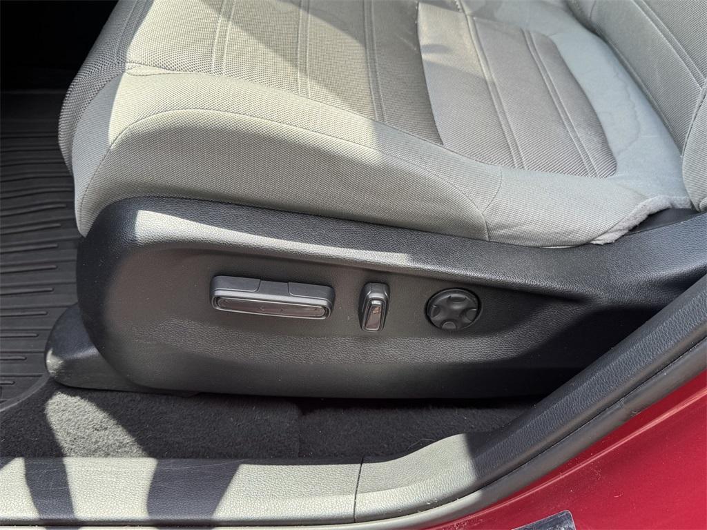 used 2022 Honda CR-V car, priced at $23,500