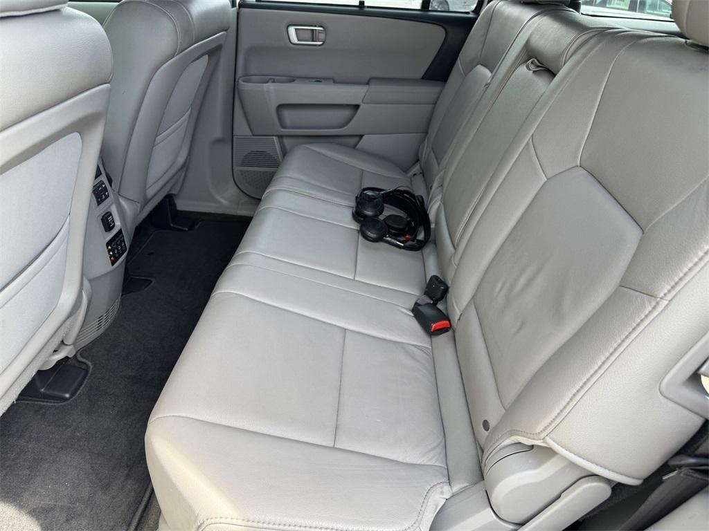 used 2013 Honda Pilot car, priced at $7,750