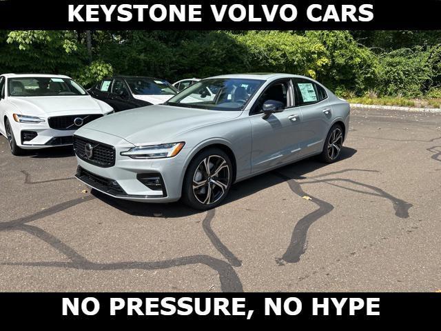 new 2024 Volvo S60 car, priced at $47,880