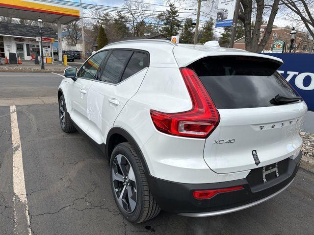 new 2025 Volvo XC40 car, priced at $48,315