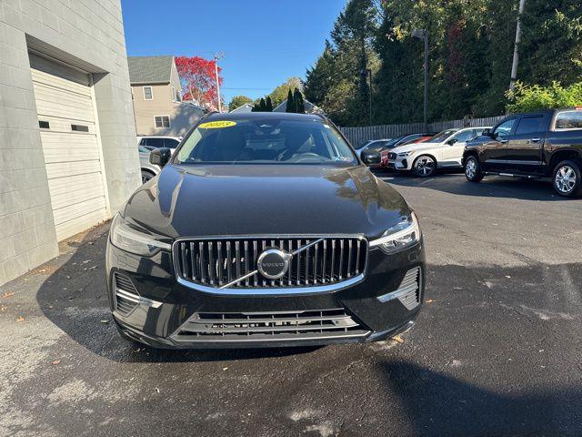 used 2023 Volvo XC60 car, priced at $35,992