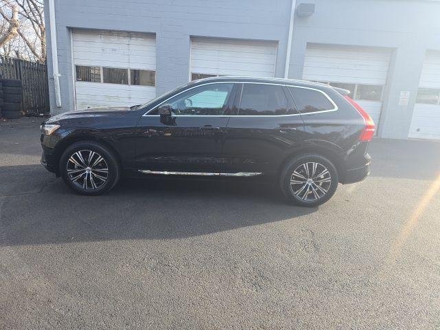 used 2022 Volvo XC60 car, priced at $37,995