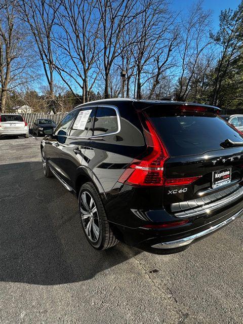 used 2022 Volvo XC60 car, priced at $35,789