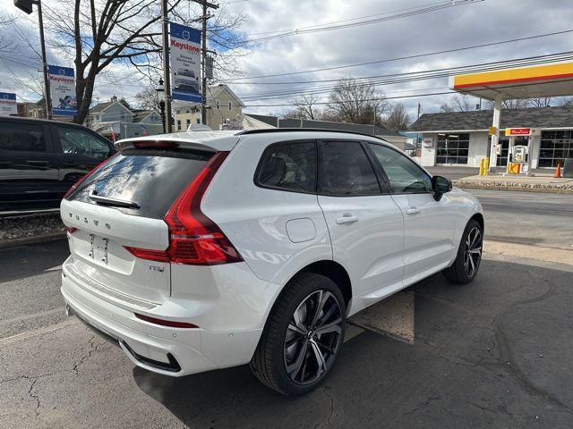 new 2025 Volvo XC60 Plug-In Hybrid car, priced at $70,525