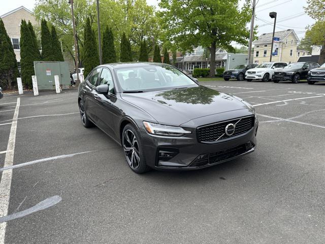 new 2024 Volvo S60 car, priced at $44,495