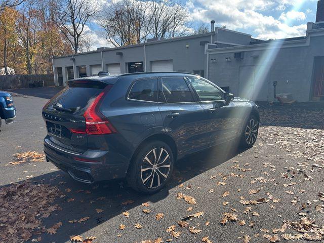 new 2025 Volvo XC60 car, priced at $55,335