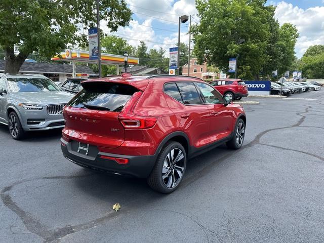 new 2025 Volvo XC40 car, priced at $50,025