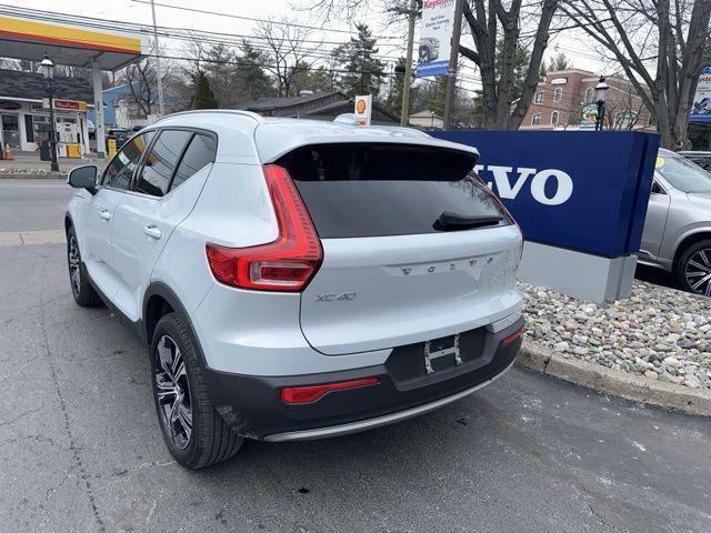 used 2022 Volvo XC40 car, priced at $30,495