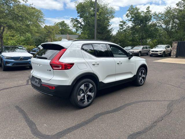 new 2025 Volvo XC40 car, priced at $48,315