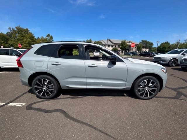 new 2024 Volvo XC60 car, priced at $55,240