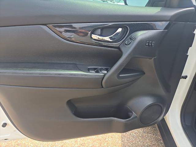 used 2017 Nissan Rogue car, priced at $7,900