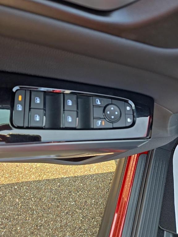 new 2025 Nissan Pathfinder car, priced at $43,973