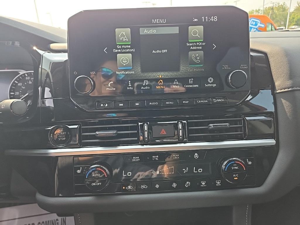 new 2025 Nissan Pathfinder car, priced at $43,973