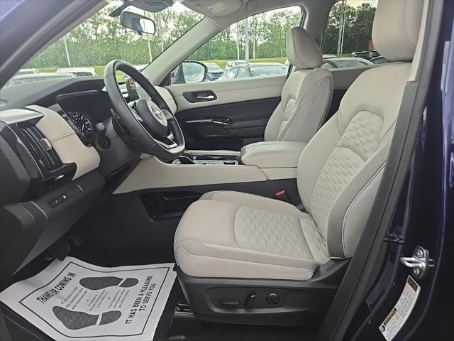 used 2022 Nissan Pathfinder car, priced at $32,800