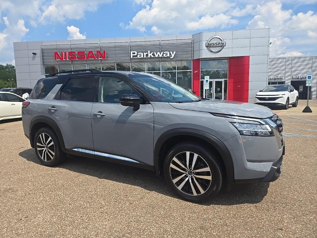 used 2023 Nissan Pathfinder car, priced at $39,521