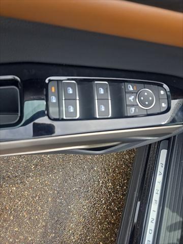new 2025 Nissan Pathfinder car, priced at $50,125