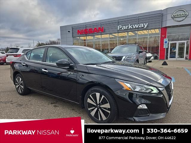 used 2022 Nissan Altima car, priced at $21,977