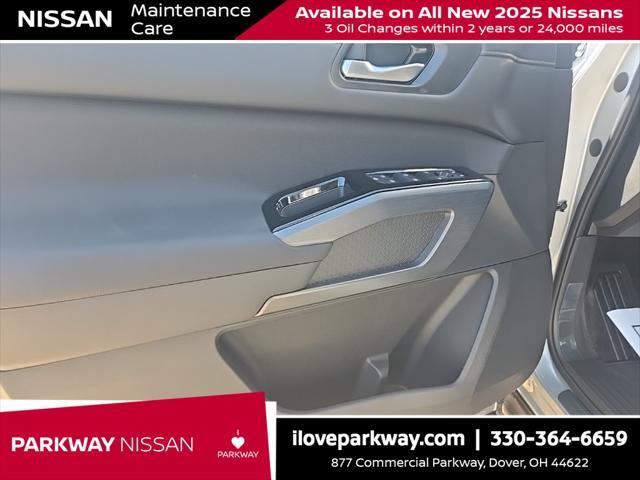 new 2025 Nissan Pathfinder car, priced at $43,151