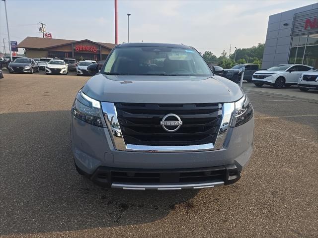 new 2025 Nissan Pathfinder car, priced at $48,227