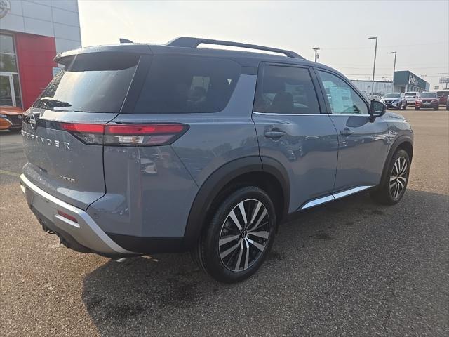 new 2025 Nissan Pathfinder car, priced at $48,227