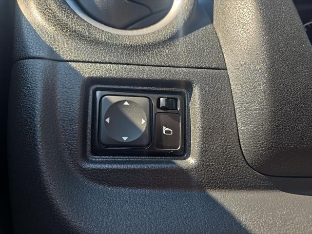 used 2015 Nissan Versa Note car, priced at $10,950