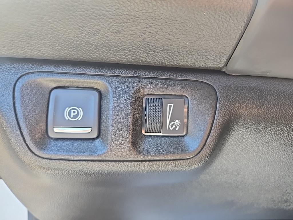 used 2023 GMC Acadia car, priced at $35,800