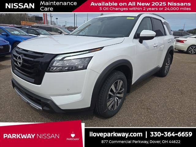 new 2025 Nissan Pathfinder car, priced at $44,002