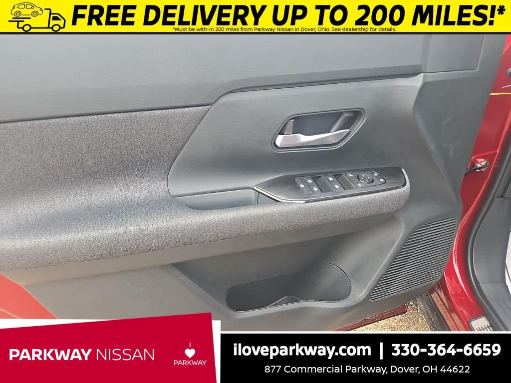 new 2025 Nissan Kicks car, priced at $29,631