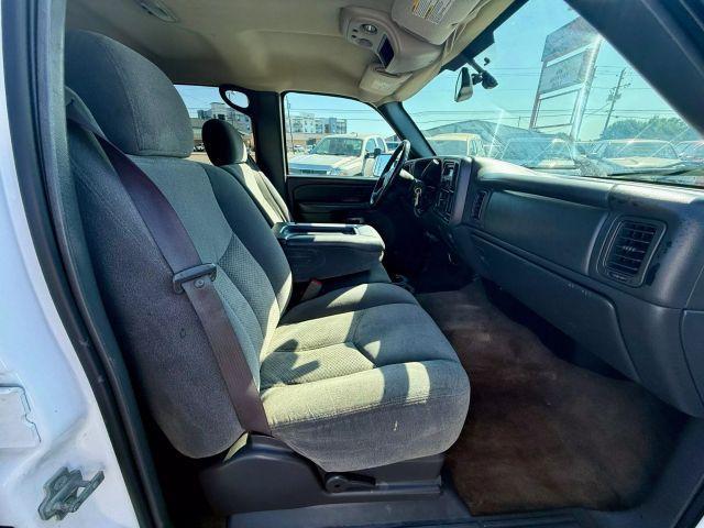 used 2004 Chevrolet Silverado 2500 car, priced at $13,999