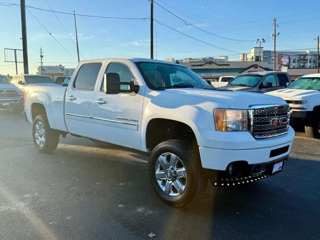 used 2014 GMC Sierra 2500 car, priced at $31,900