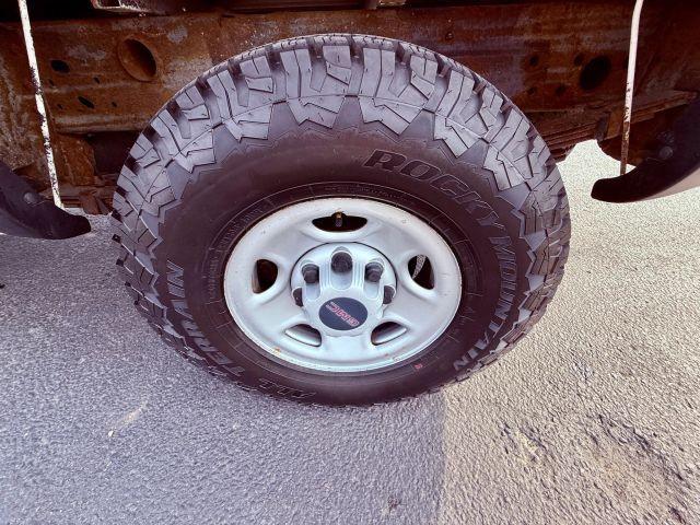 used 2001 GMC Sierra 2500 car, priced at $21,900