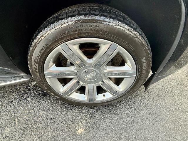 used 2015 Cadillac Escalade ESV car, priced at $22,999