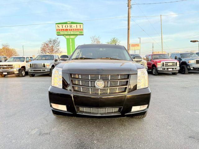 used 2014 Cadillac Escalade ESV car, priced at $15,998