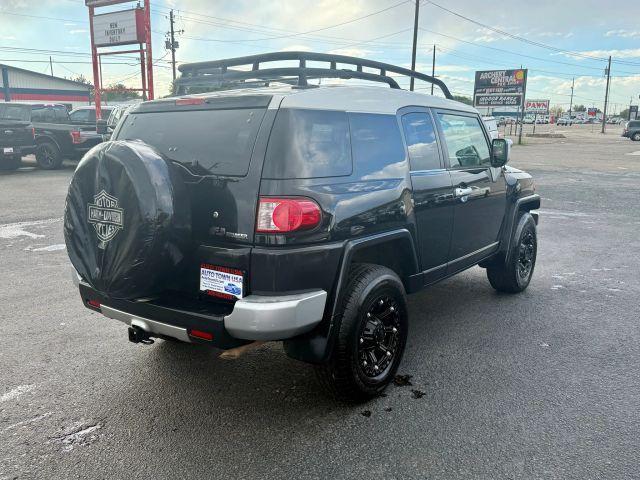 used 2007 Toyota FJ Cruiser car, priced at $12,999