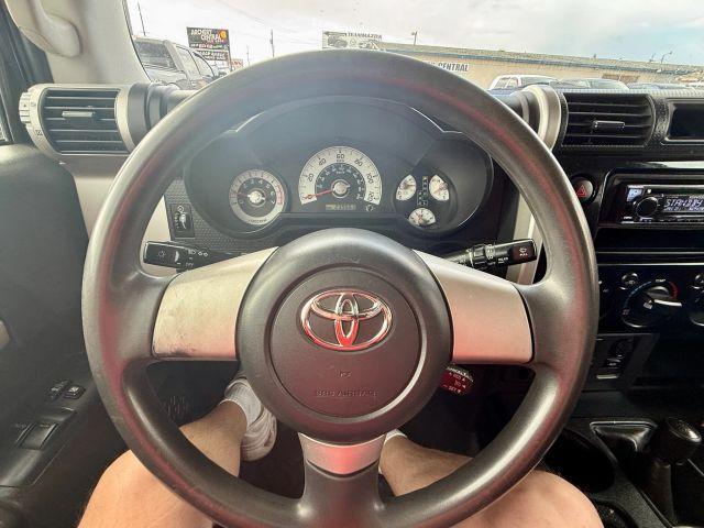 used 2007 Toyota FJ Cruiser car, priced at $12,999