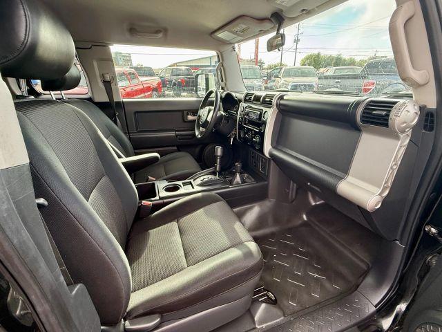 used 2007 Toyota FJ Cruiser car, priced at $12,999