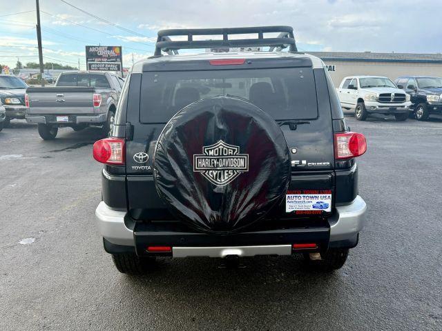 used 2007 Toyota FJ Cruiser car, priced at $12,999