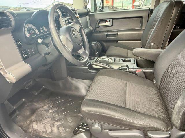 used 2007 Toyota FJ Cruiser car, priced at $12,999