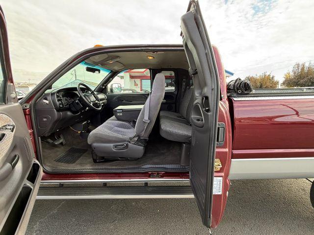 used 2002 Dodge Ram 2500 car, priced at $15,999