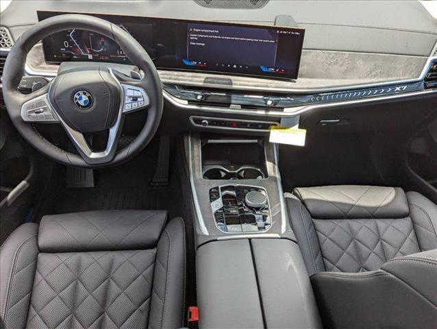 new 2025 BMW X7 car, priced at $93,220