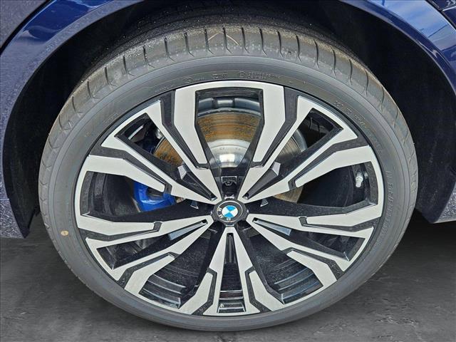 new 2026 BMW X7 car, priced at $101,425