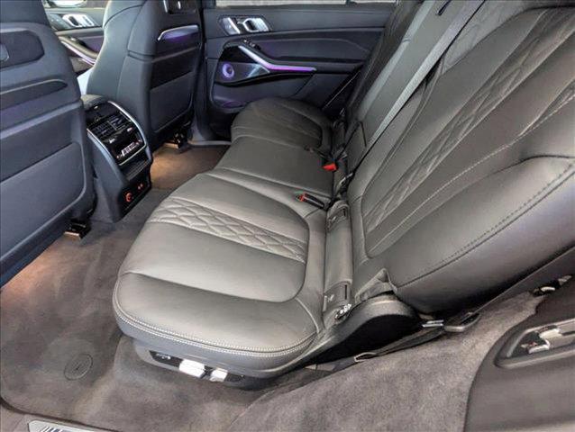 new 2025 BMW X7 car, priced at $122,520