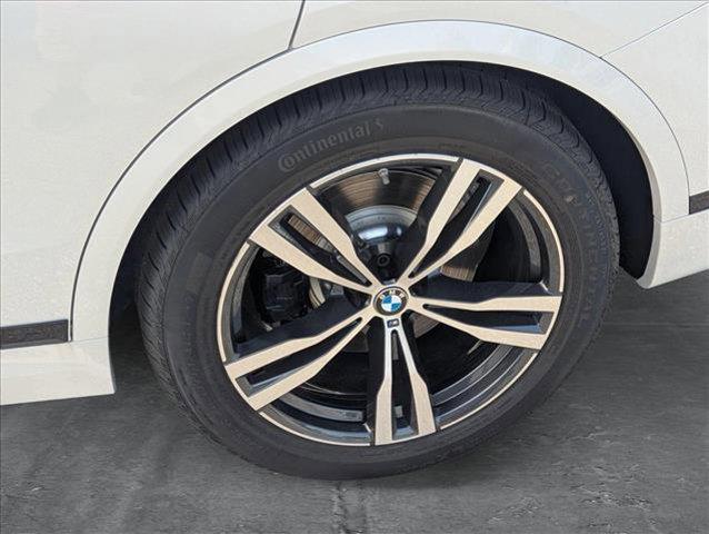 new 2026 BMW X7 car, priced at $102,435