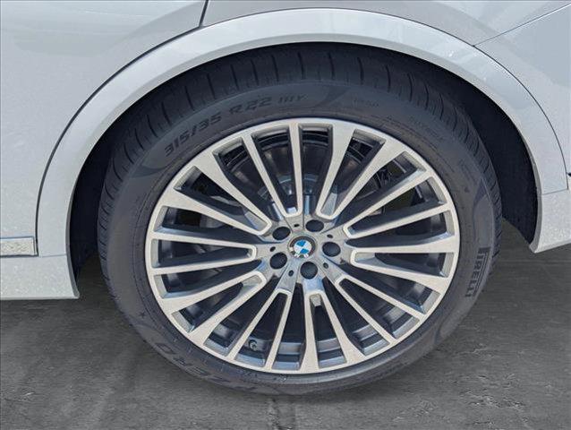 new 2026 BMW X7 car, priced at $94,905