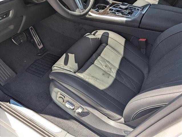 new 2026 BMW X7 car, priced at $102,285