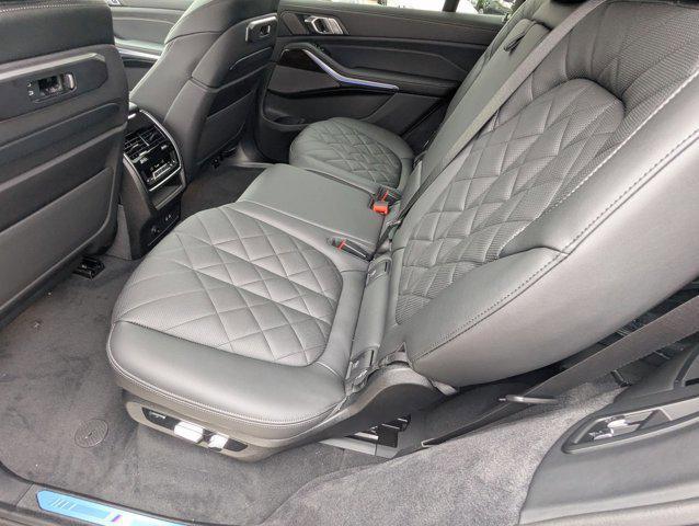 new 2026 BMW X7 car, priced at $100,335