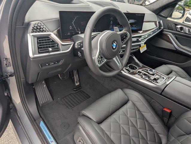new 2026 BMW X7 car, priced at $100,335