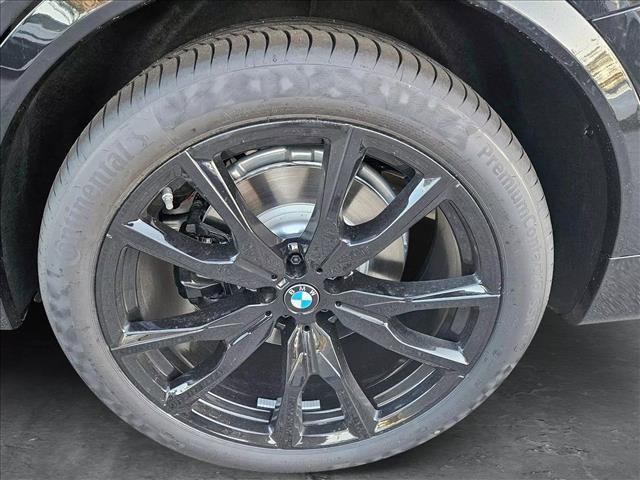 new 2025 BMW X7 car, priced at $97,610